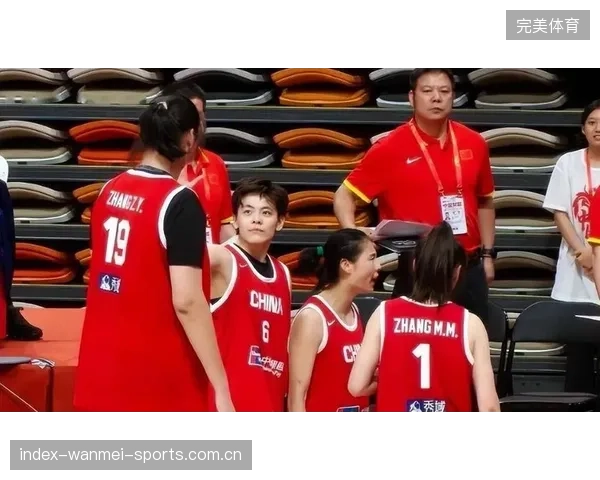 女篮主将的关键助攻成为比赛转折点——见证团结与智慧的完美交汇